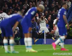 开元试玩-包含太狠了！C罗在公牛比赛中大胜库里与70激战DWG分钟，Ming新星出色防守表现惊艳的词条