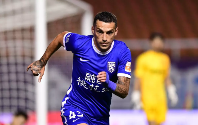 开元试玩- 广州恒大与上海上港足球比赛直播 