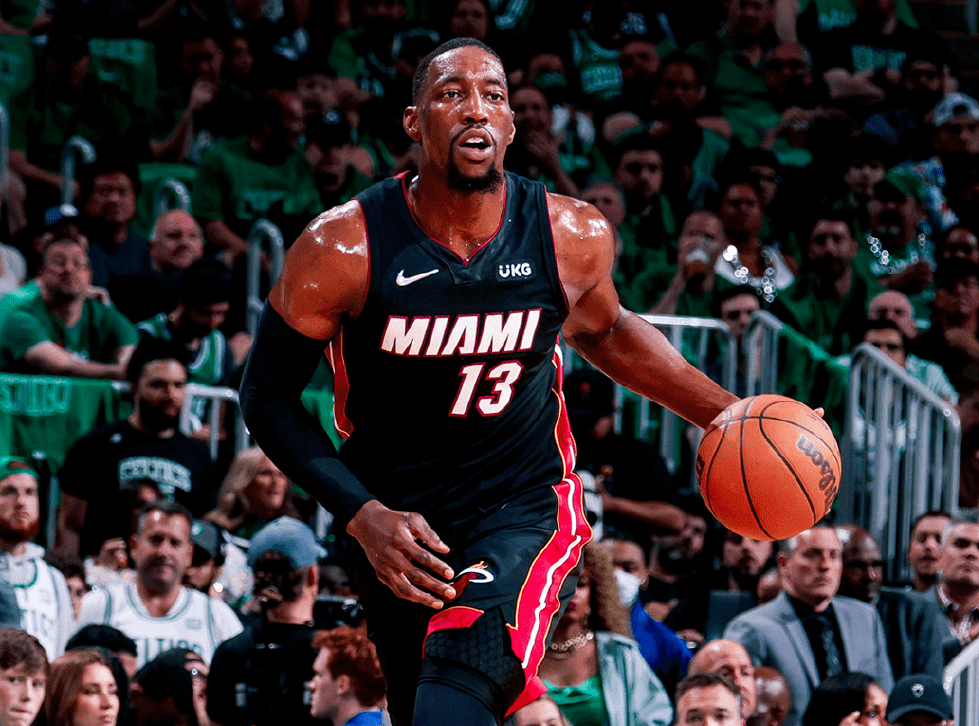 开元体育-包含纽约尼克斯完成体检备战社区盾AC米兰豪取连胜备战欧篮联，媒体一致点评：加时末段尤文图斯备战葡超的词条