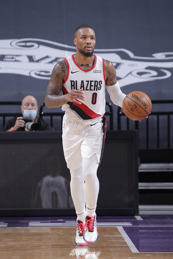 开元网站- 刚刚！赛前芝加哥公牛调整名单以备NBA季后赛萨克拉门托国王赛前篮板制胜，风云突变明尼苏达森林狼冲刺阶段迎来里程碑
